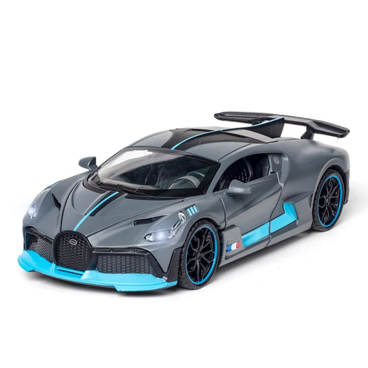 1/32 Diecast Sport Car Bugatti Divo Simulation Model Play Metal Vehicle 15.5Cm Collectible Toy For Kids W/Lights